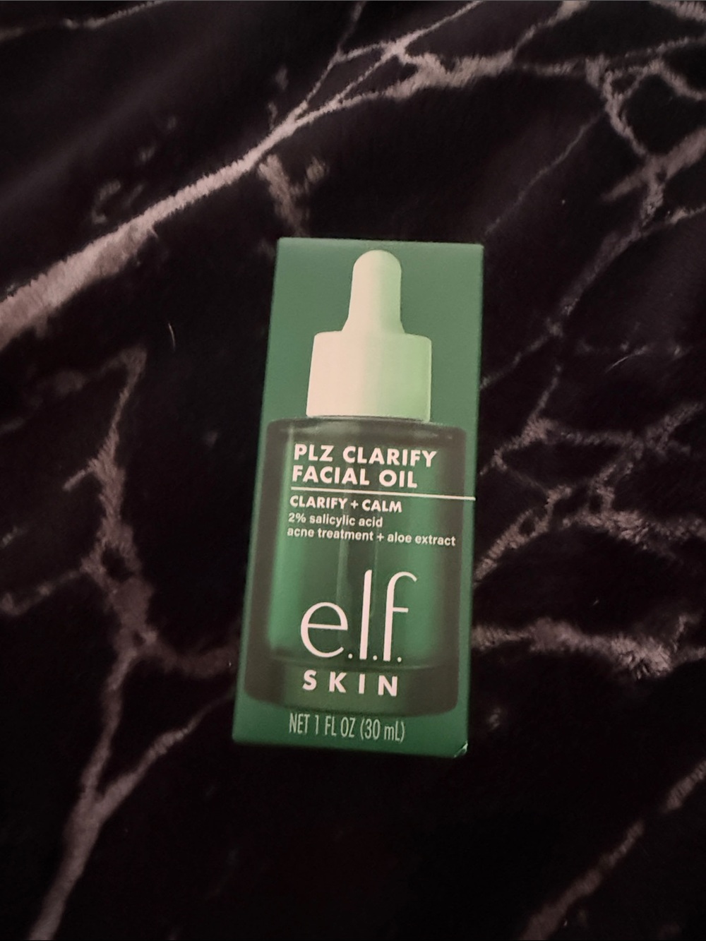 ELF PLZ Clarify Facial Oil in green
